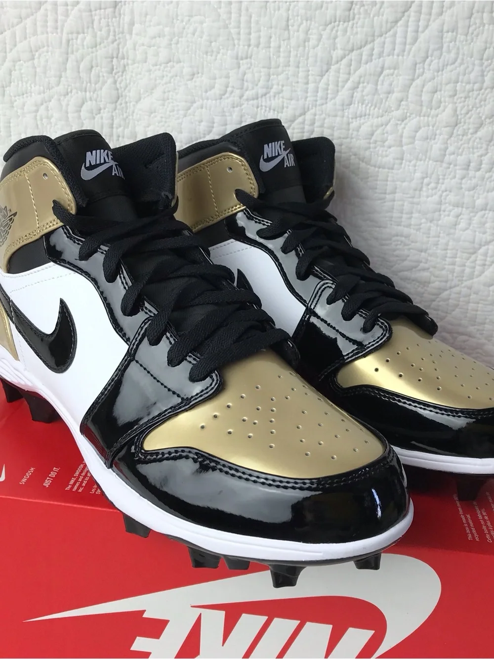 Nike Air Jordan 1 Mid TD Football Cleats Men’s SZ 11 Metallic Gold FJ6805-701